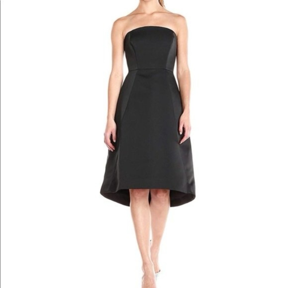 NWT vintage Halston Heritage fit and flare black strapless dress - size 2